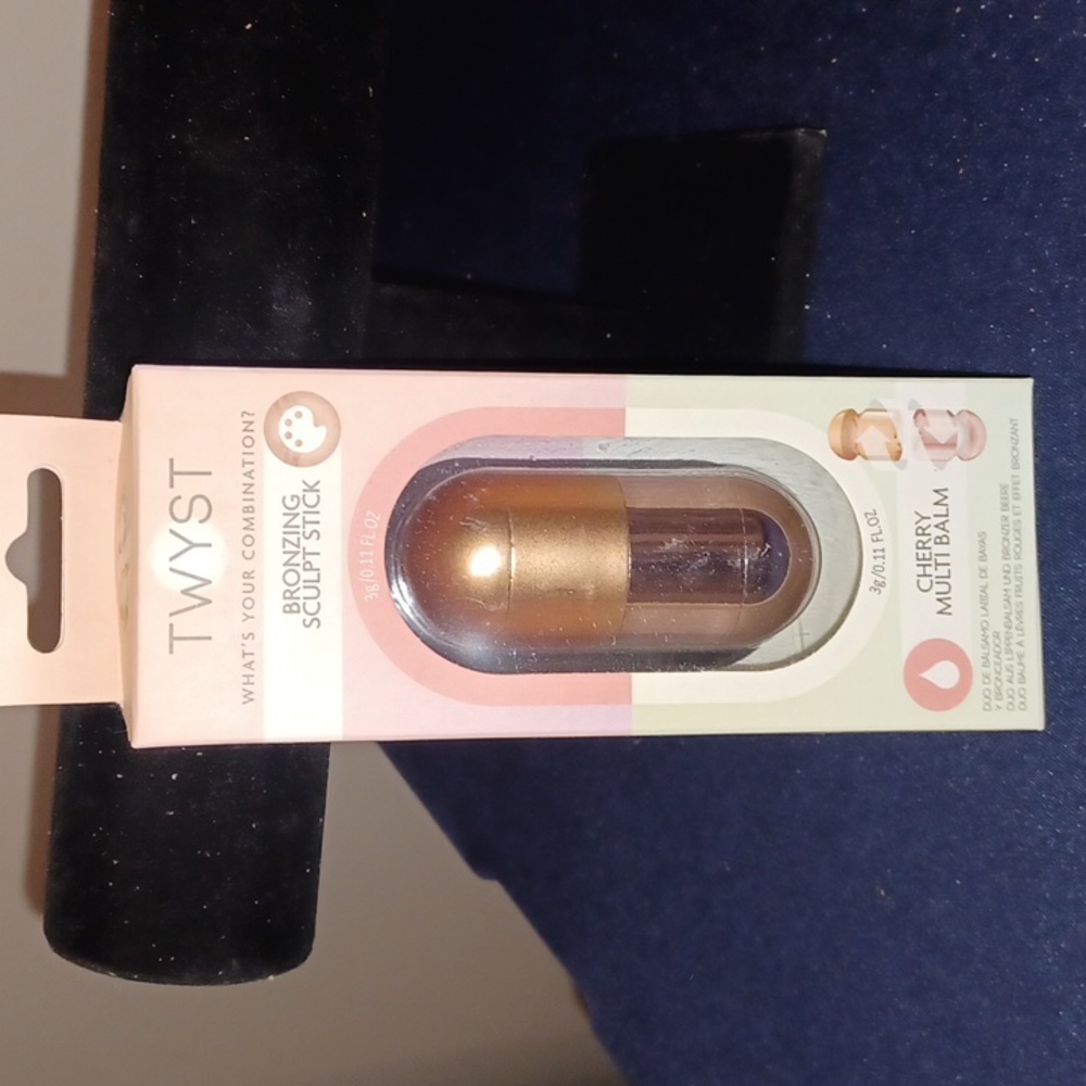 Twyst Bronzing Sculpt Stick